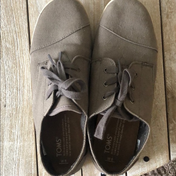 Women’s shoes - Picture 2 of 2